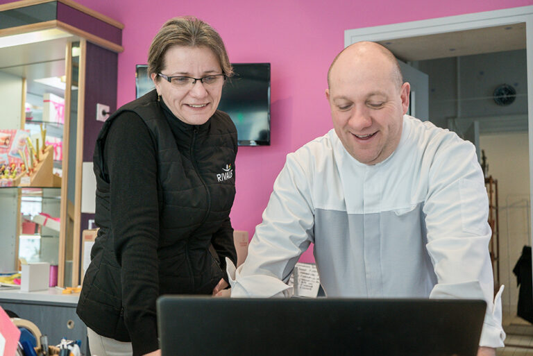 Emmanuel, pâtissier, a retrouvé confiance et augmenté sa marge bénéficiaire