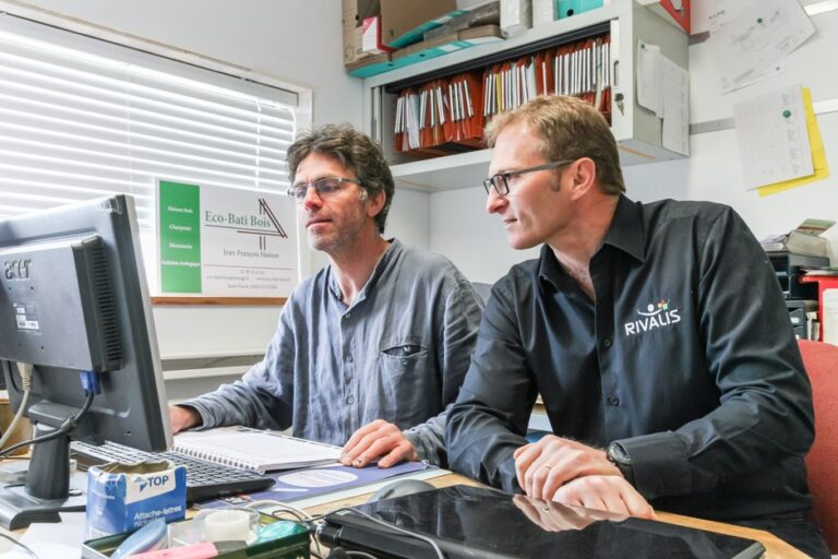 Jean-François, artisan du bâtiment, a retrouvé la stabilité grâce à un meilleur pilotage financier